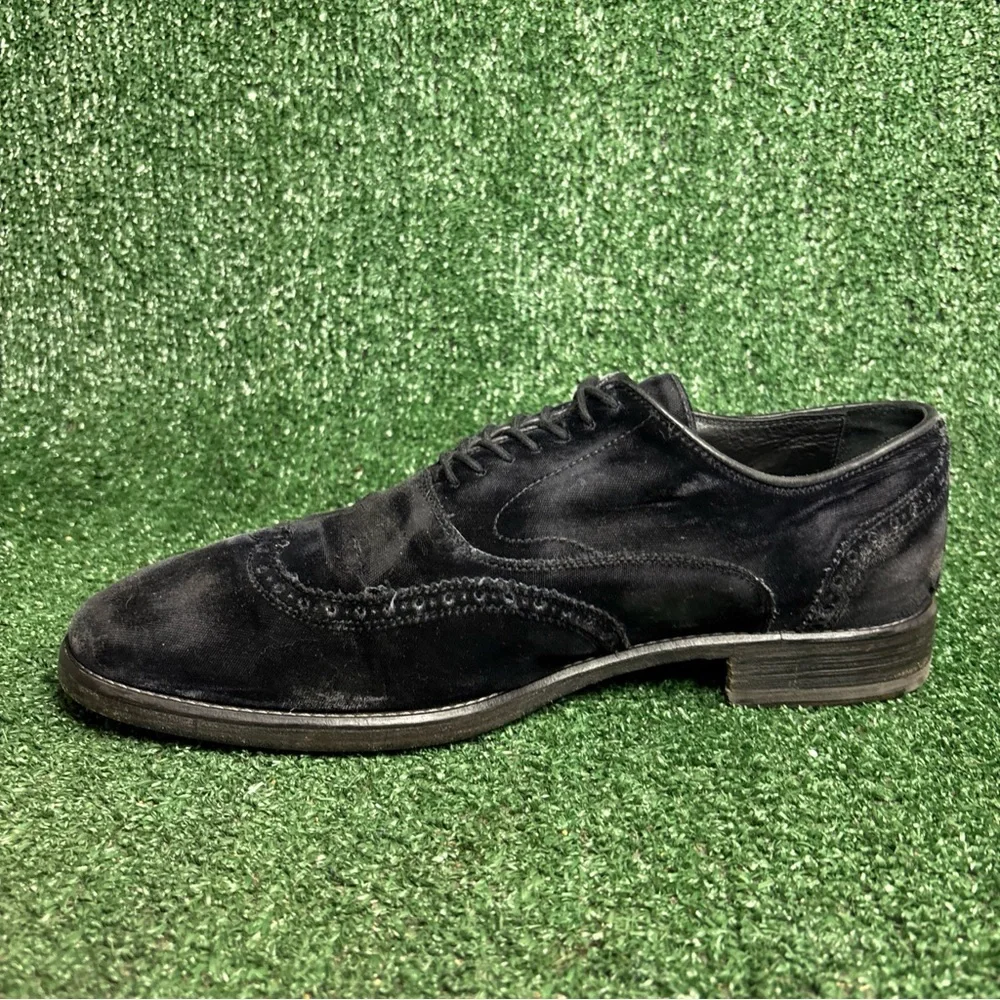 $598 John Varvatos Black Velvet Distressed Rugged Wingtip Oxfords Mens Size 10.5